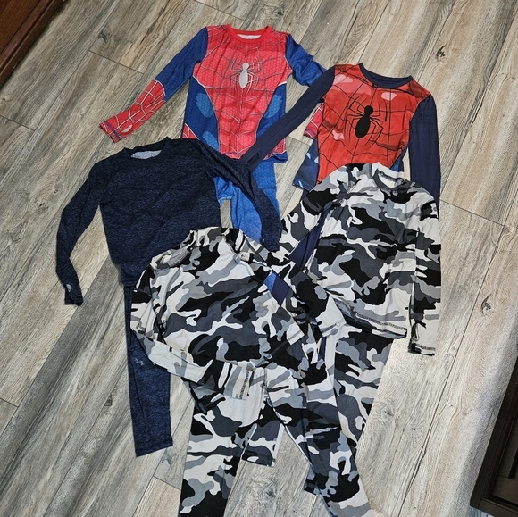 Lot of 5 Thin Pajama Sets - Picture 2 of 6